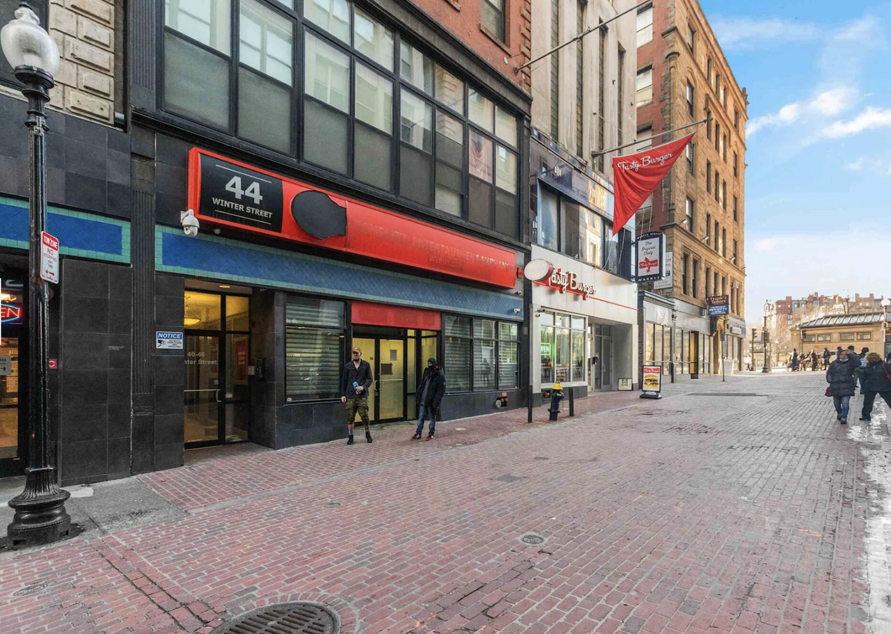 46 Winter St #403 - Photo 3 of 6