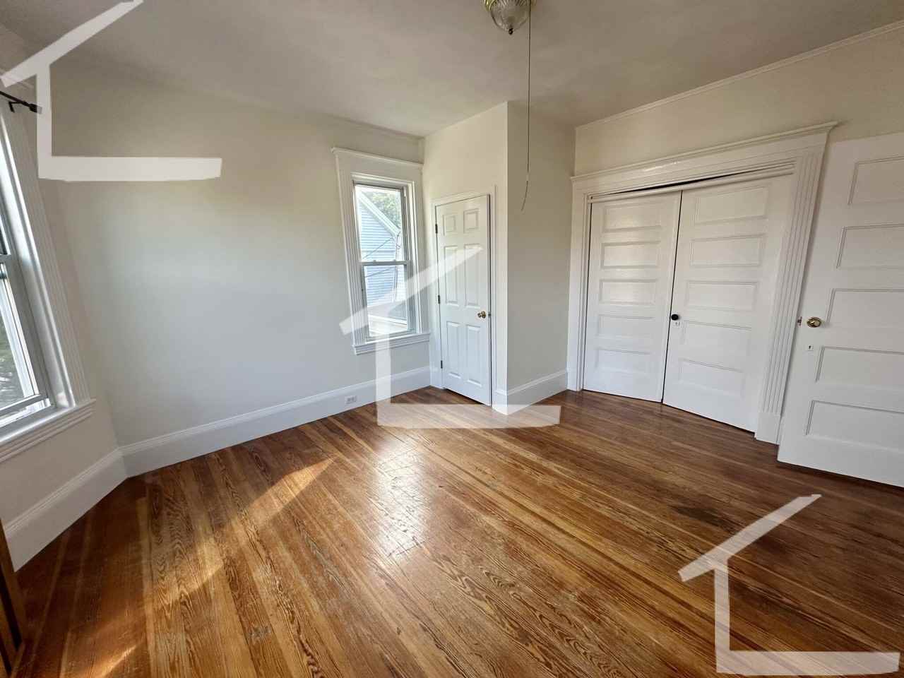 80 Fairbanks St #2 - Photo 7 of 26