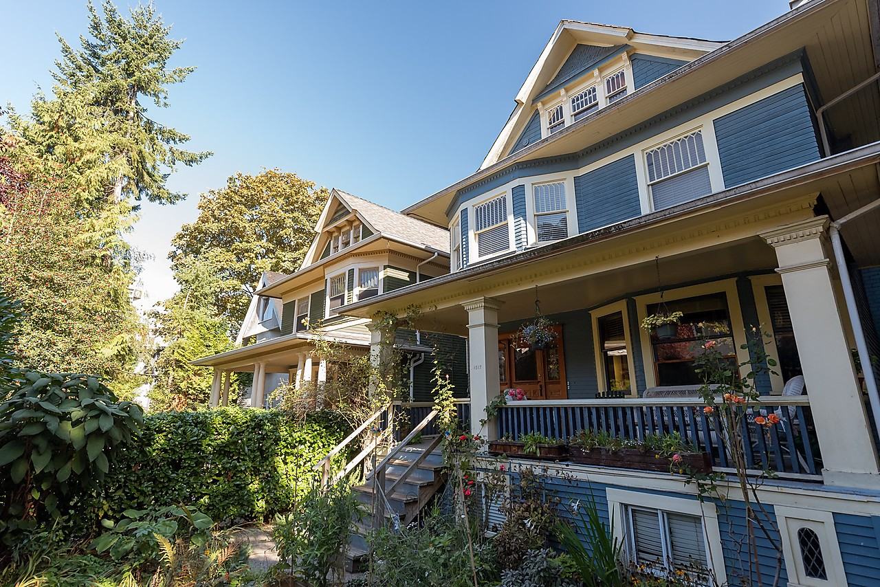 1517 Comox Street #7 - Photo 3 of 6