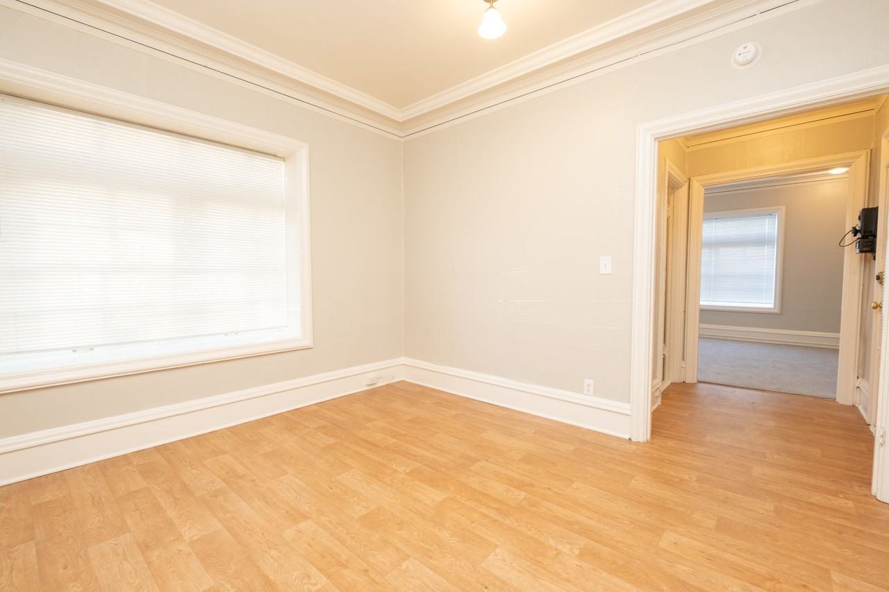 1232 SW Jefferson St. - Photo 3 of 50