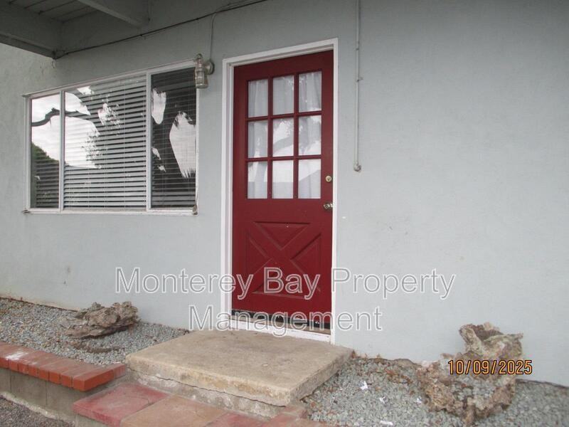 1038 Bayview Ave #B - Photo 2 of 14