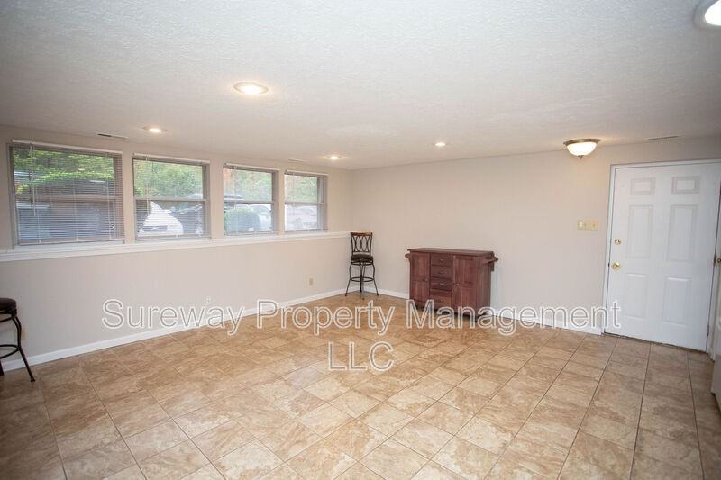 26 Teaberry Court - Photo 3 of 26