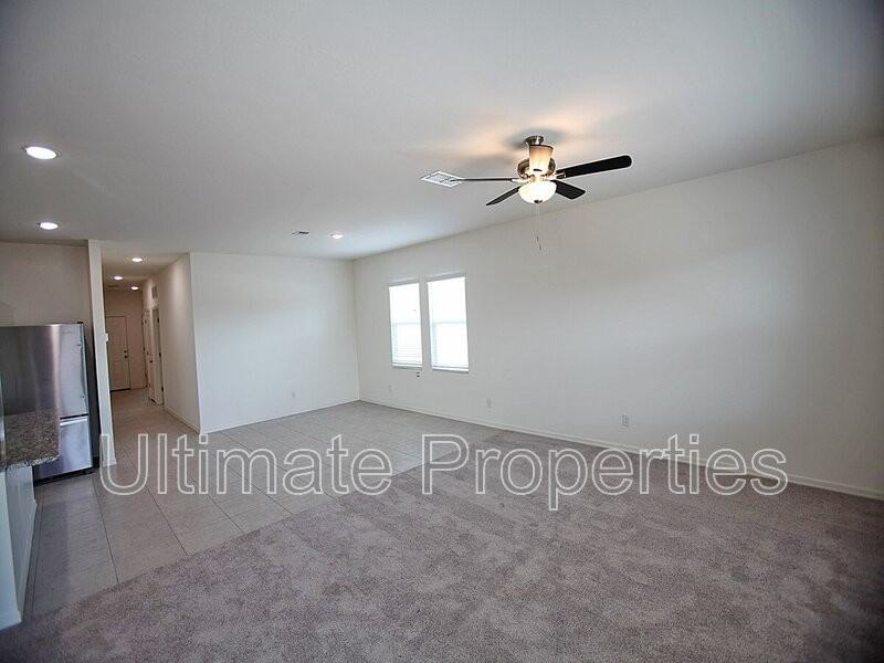 5923 N 200th Ave - Photo 4 of 12