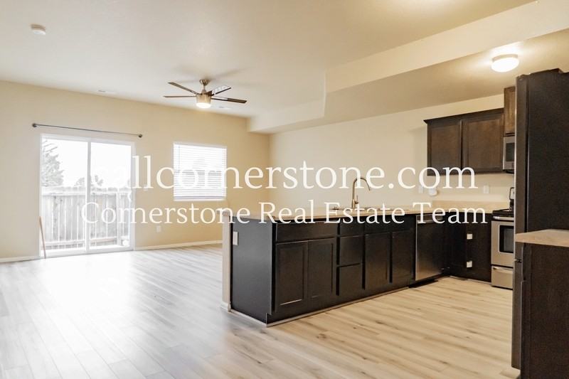 2307 Washo Cir - Photo 7 of 29