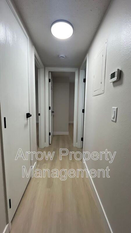 535 W Saunders Ave #2 - Photo 5 of 10