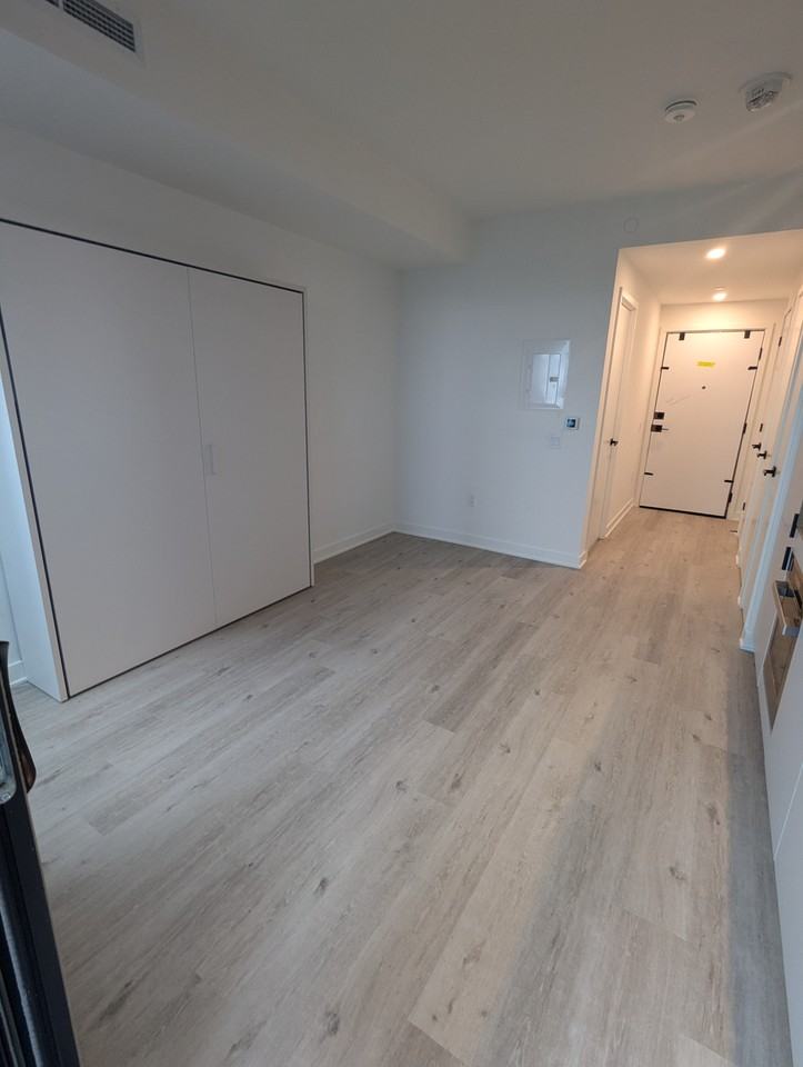 55 Charles Street East #4510 - Photo 7 of 15