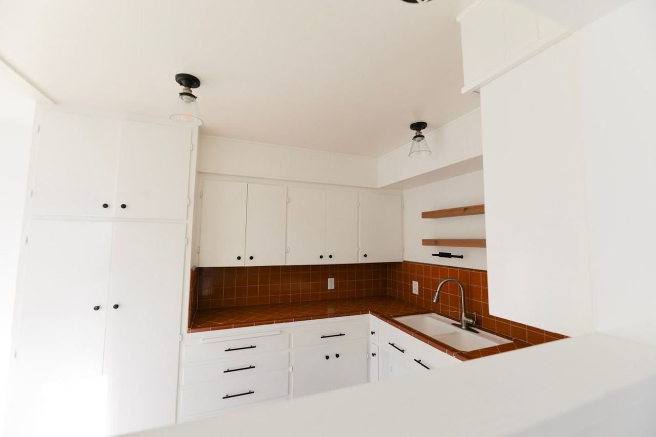 810 Buena Vista - Photo 4 of 18