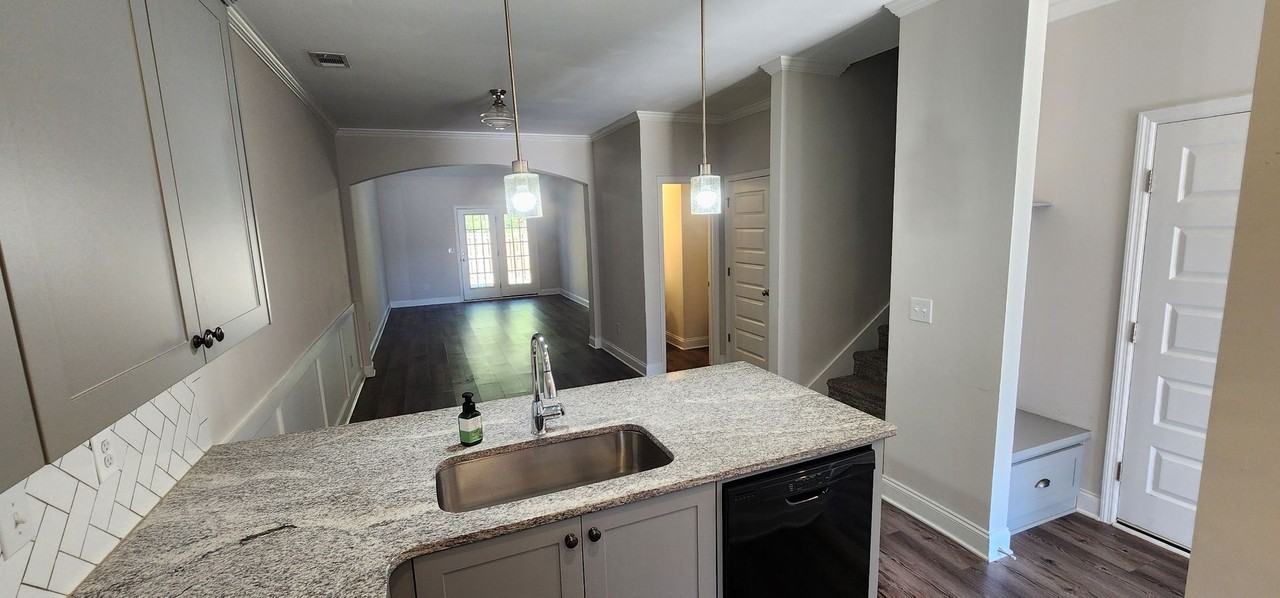 5308 Nikki Way - Photo 4 of 36