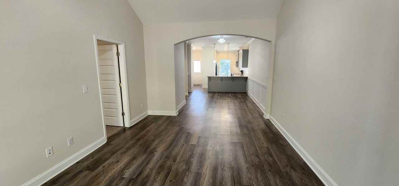 5308 Nikki Way - Photo 6 of 36