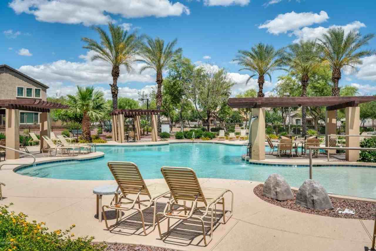 2178 West Scully Drive