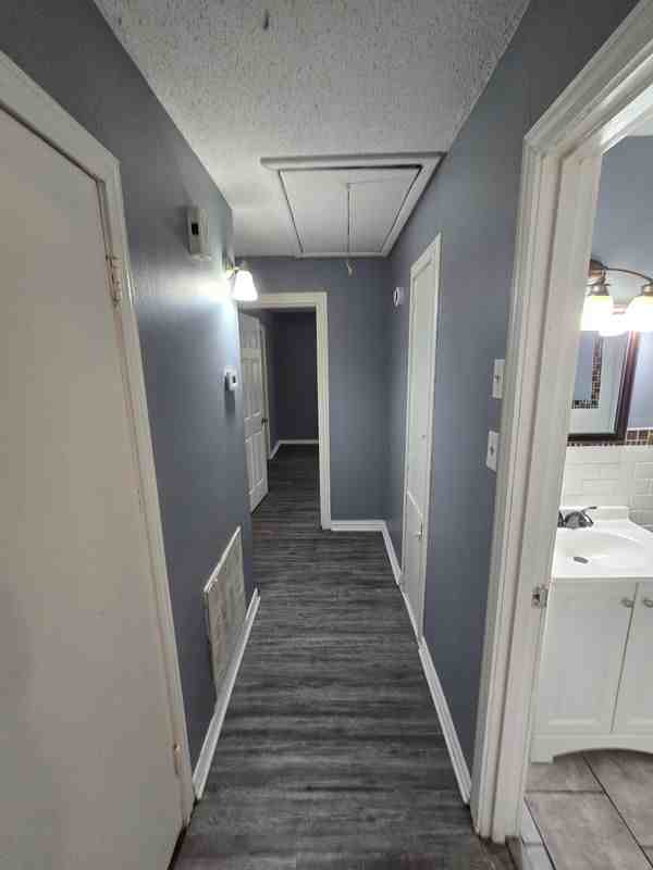 408 Hill St - Photo 6 of 16