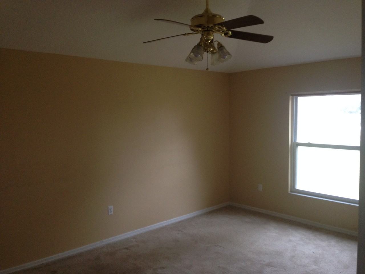 1680 Evergreen Court - Photo 7 of 17