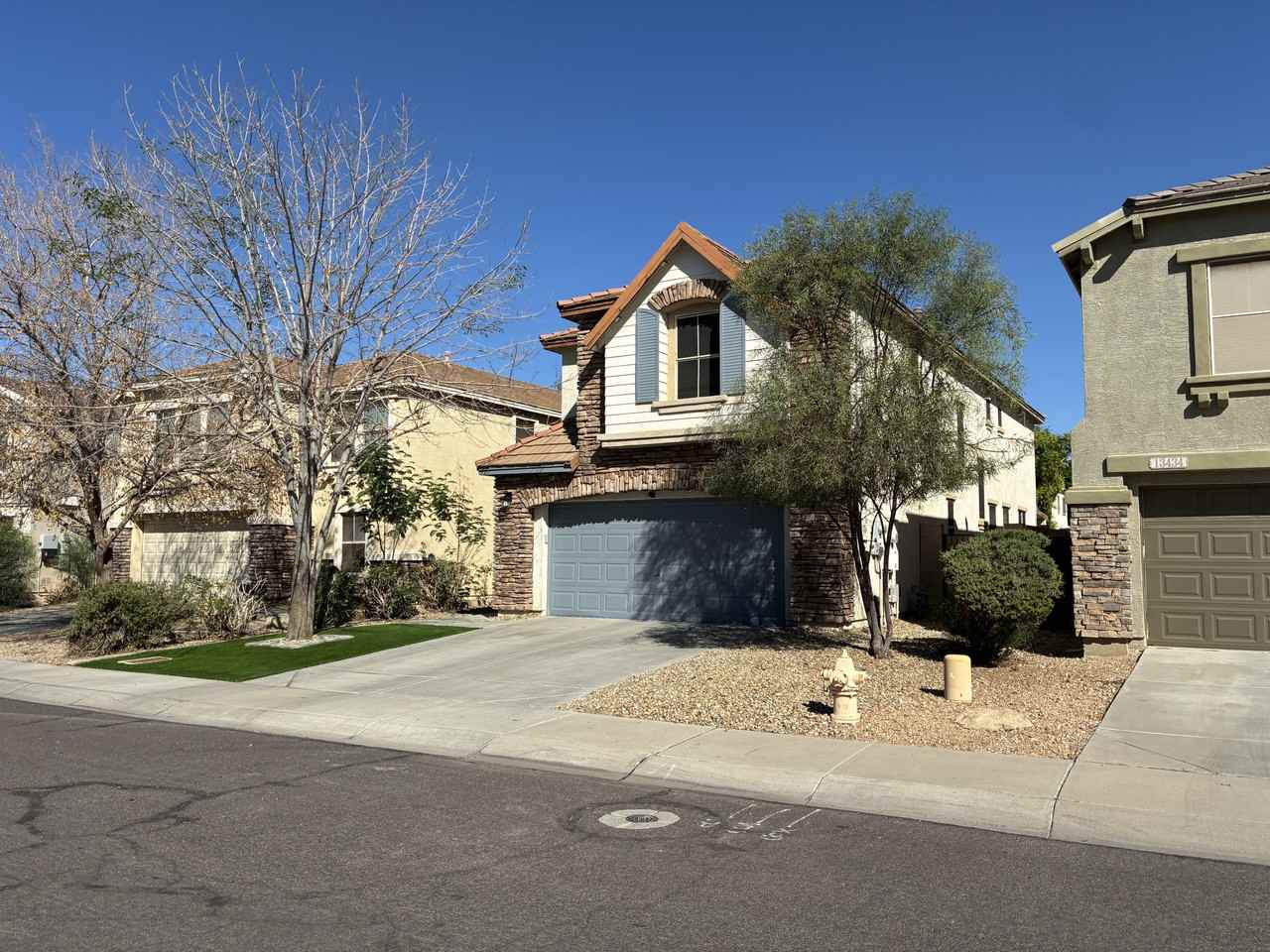 13438 W Rose Ln - Photo 3 of 40