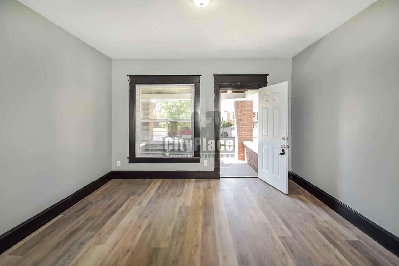 119 N Euclid Ave - Photo 7 of 21