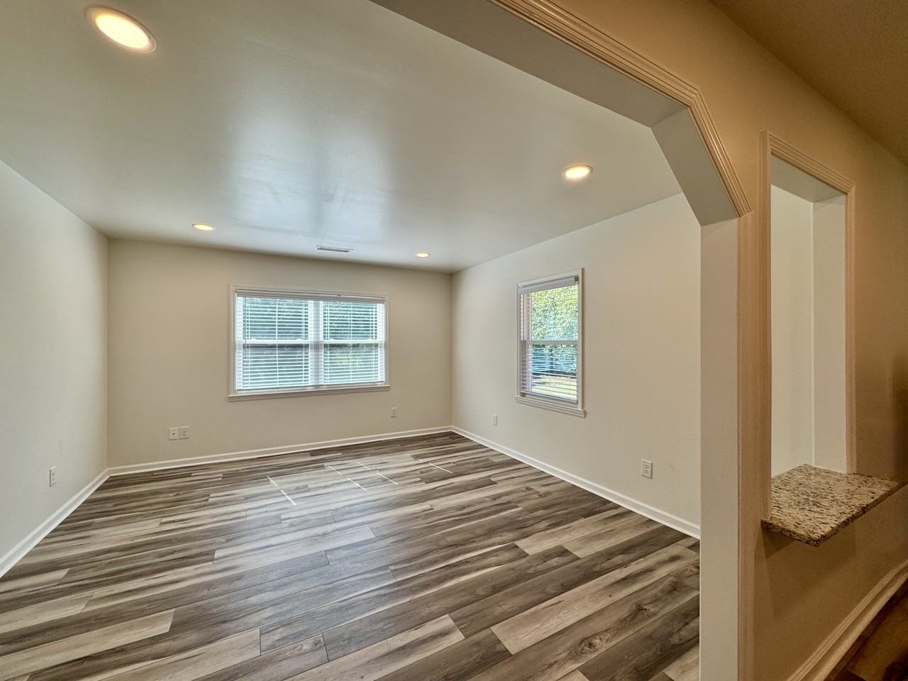 1430 Floyd Rd - Photo 6 of 13