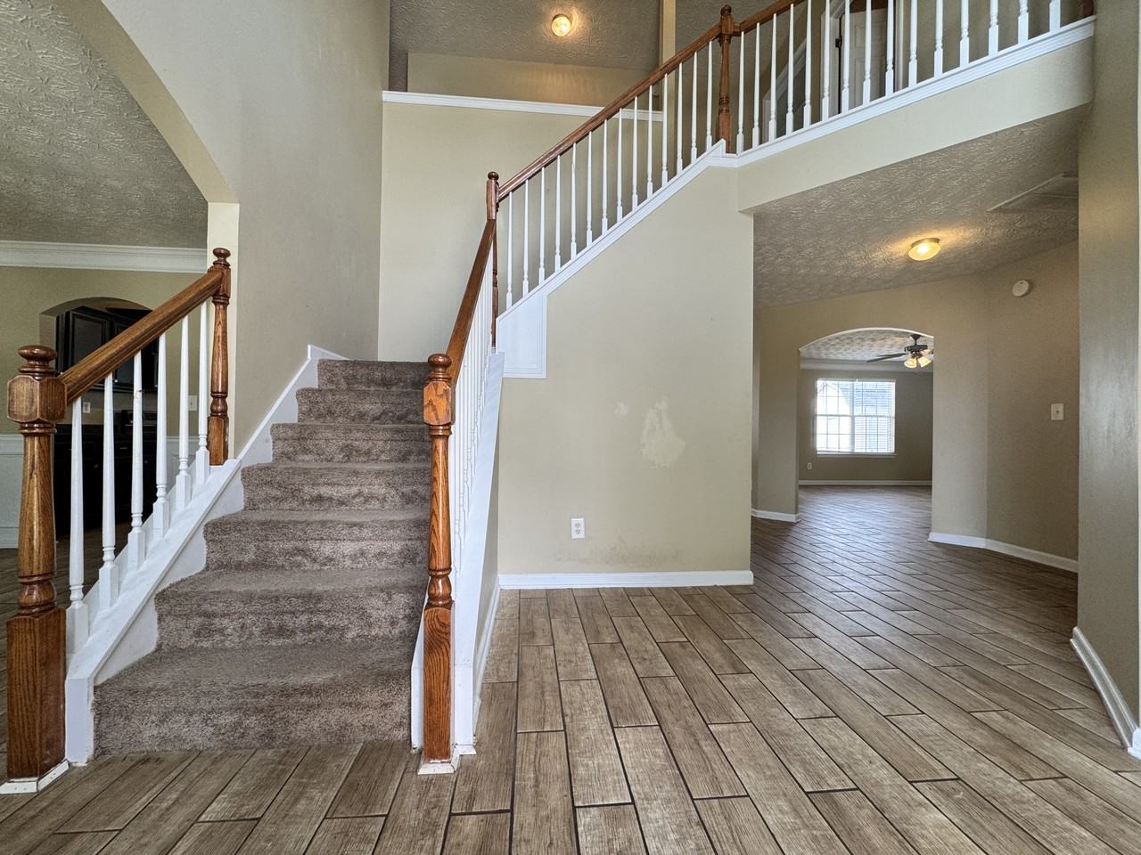 43 Ottawa Trl - Photo 2 of 27