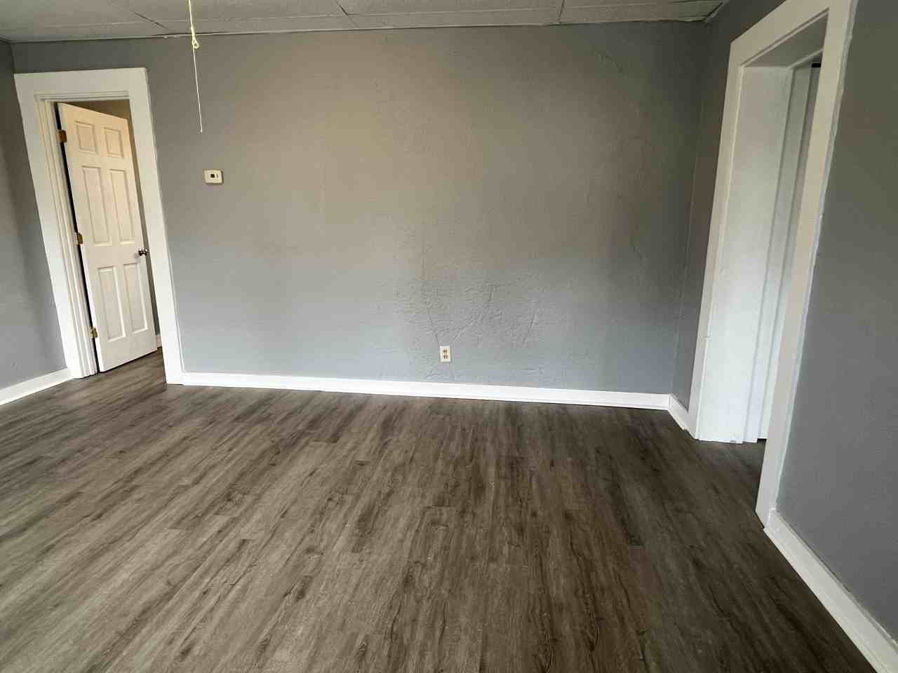 518 S State Ave - Photo 3 of 11