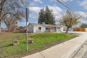 featured image of 460 Colfax Ave