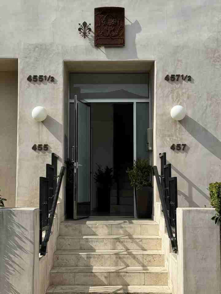 455 N Spaulding Ave #1 - Photo 2 of 26