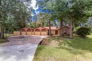 featured image of 702 Corydon Dr #702