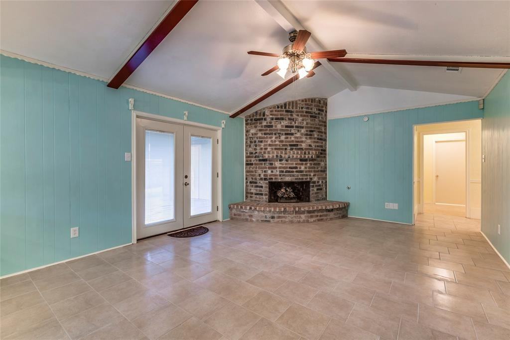 702 Corydon Dr #702 - Photo 3 of 10