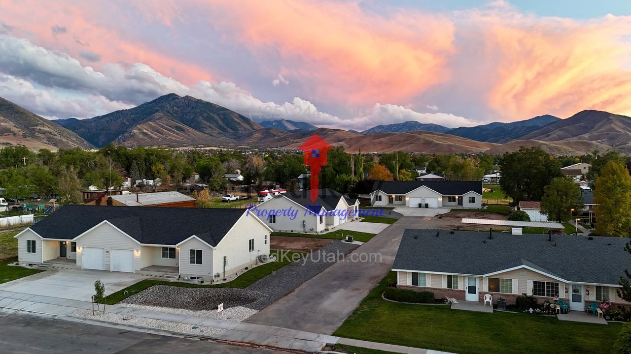 298 En - Photo 2 of 19