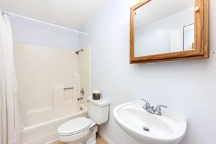 320 Peninsula Ave - Photo 1 of 1