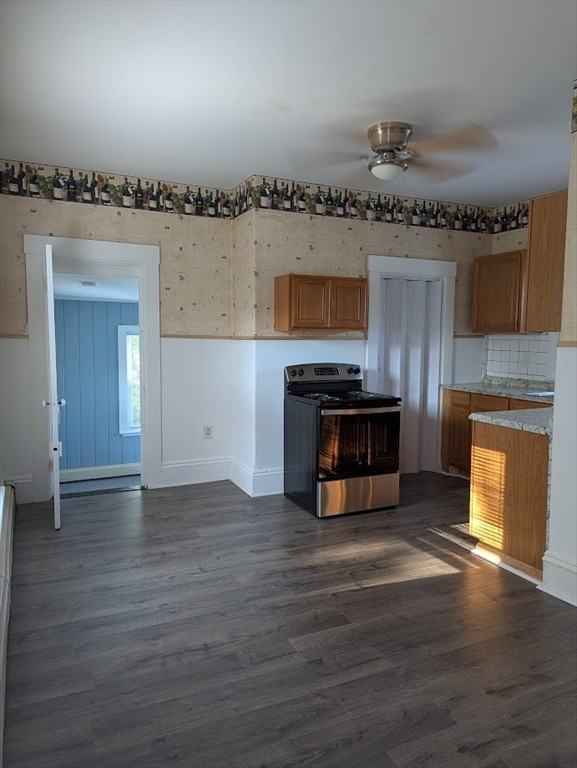37 Linden St #2 - Photo 3 of 17