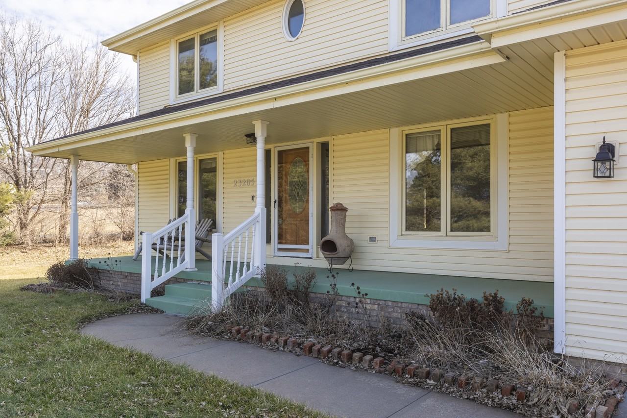 23205 Highway 6 - Photo 3 of 6