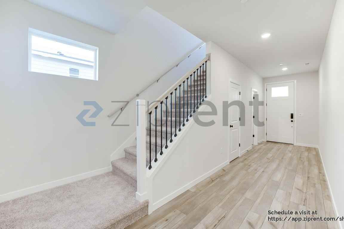 3915 Mccormick Village Dr - Photo 4 of 29