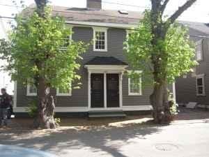16 Arnold St 1 - Photo 3 of 4