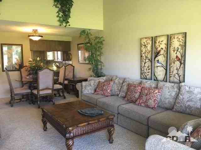 63 Torremolinos Drive - Photo 5 of 32