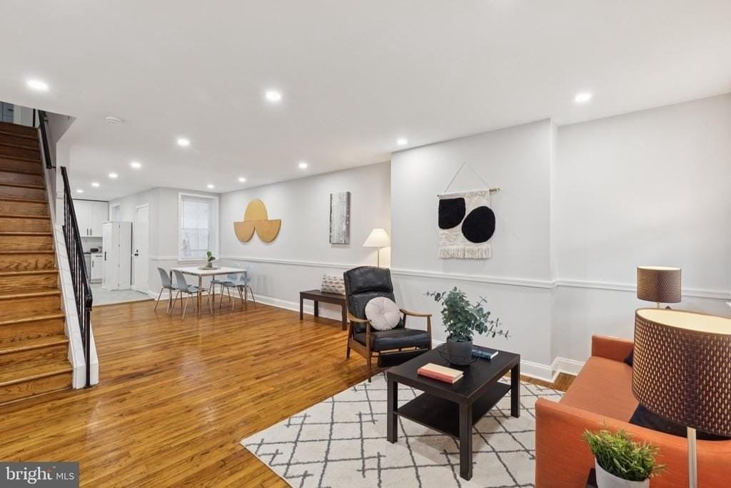 3804 Fairmount Ave - Photo 2 of 26