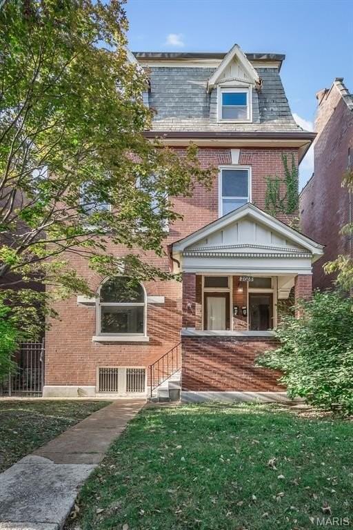 2028 Russell Blvd #2F - Photo 2 of 2