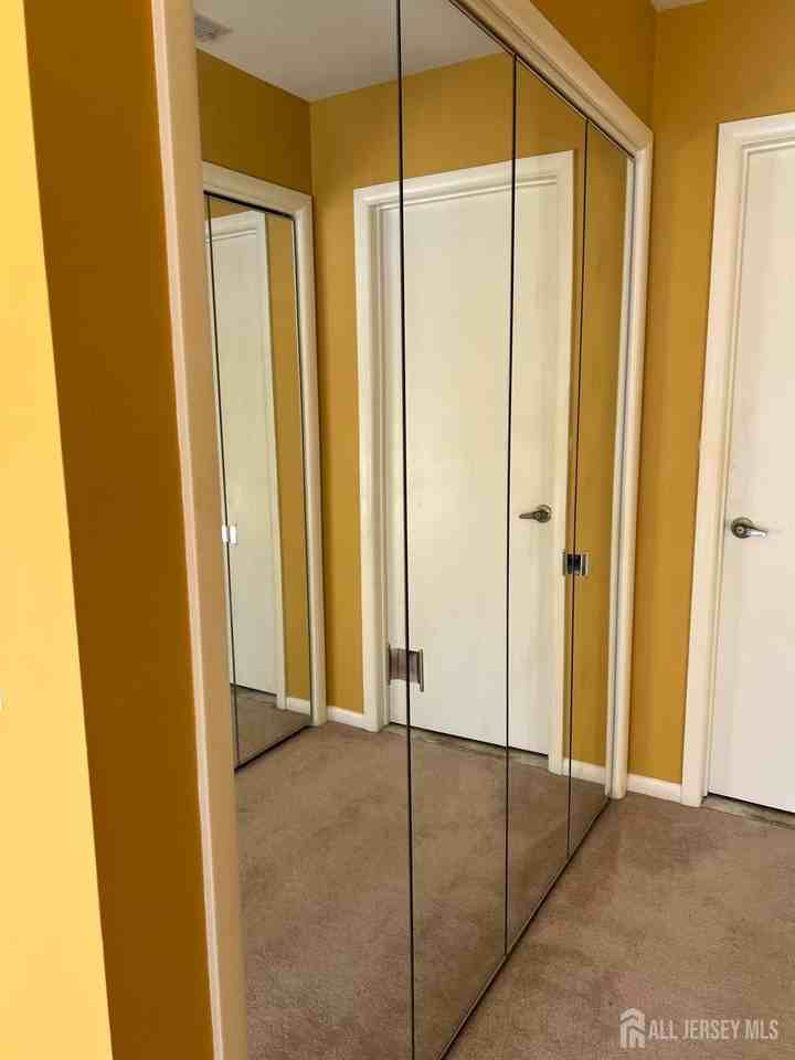 92 Heather Ct - Photo 4 of 8