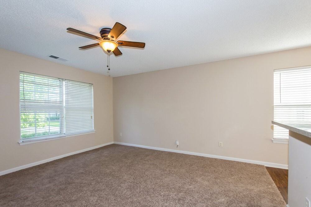 10626 Coulport Ln - Photo 3 of 15