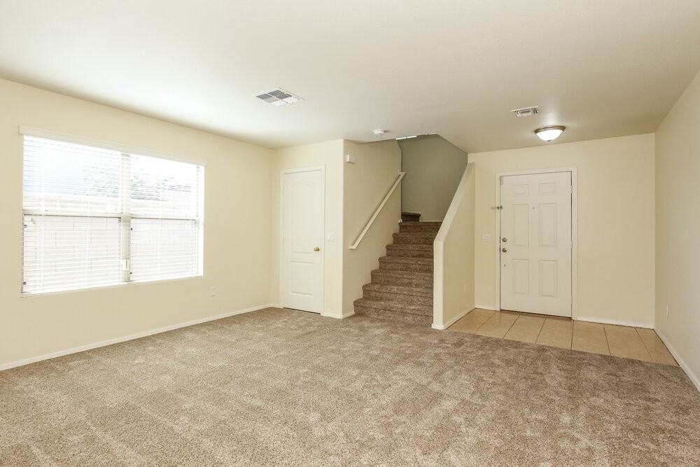 1360 E Clifton Ave - Photo 4 of 17