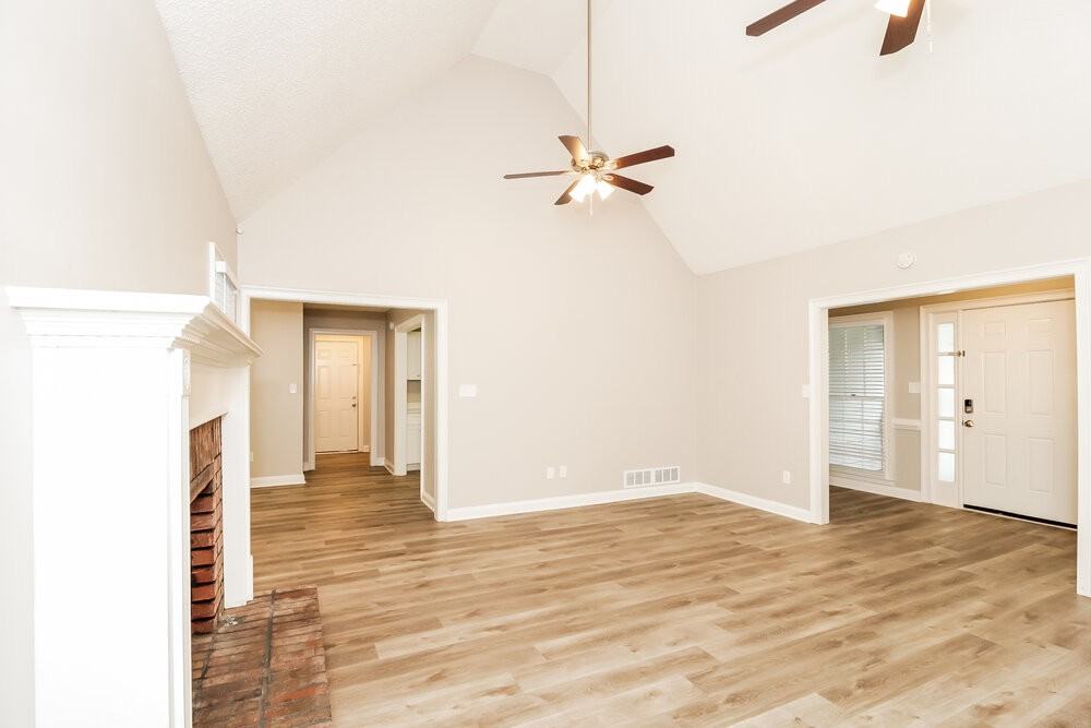 51 Abbey Ln - Photo 6 of 16
