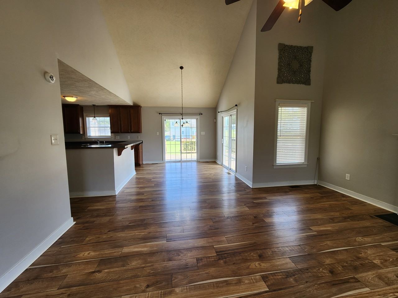 312 Abbey Court - Photo 7 of 14