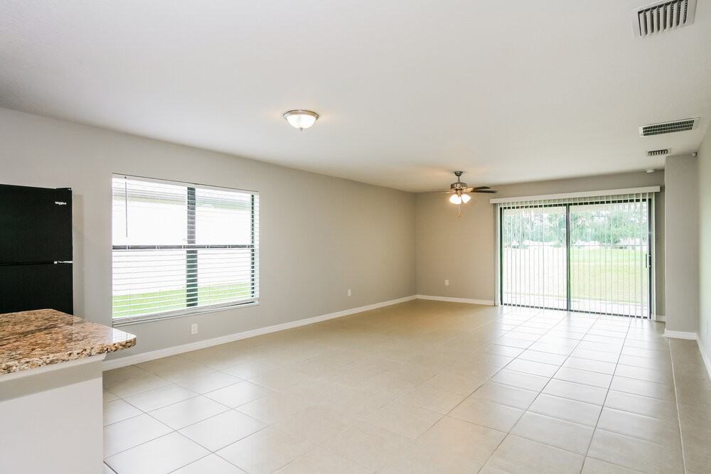 6543 Redbay Dr - Photo 3 of 16