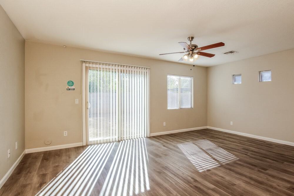 8345 West Hughes Drive - Photo 5 of 18