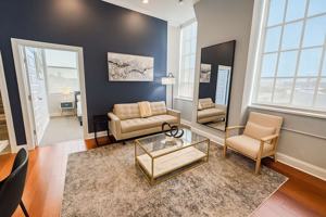 featured image of 1421 N 5th St