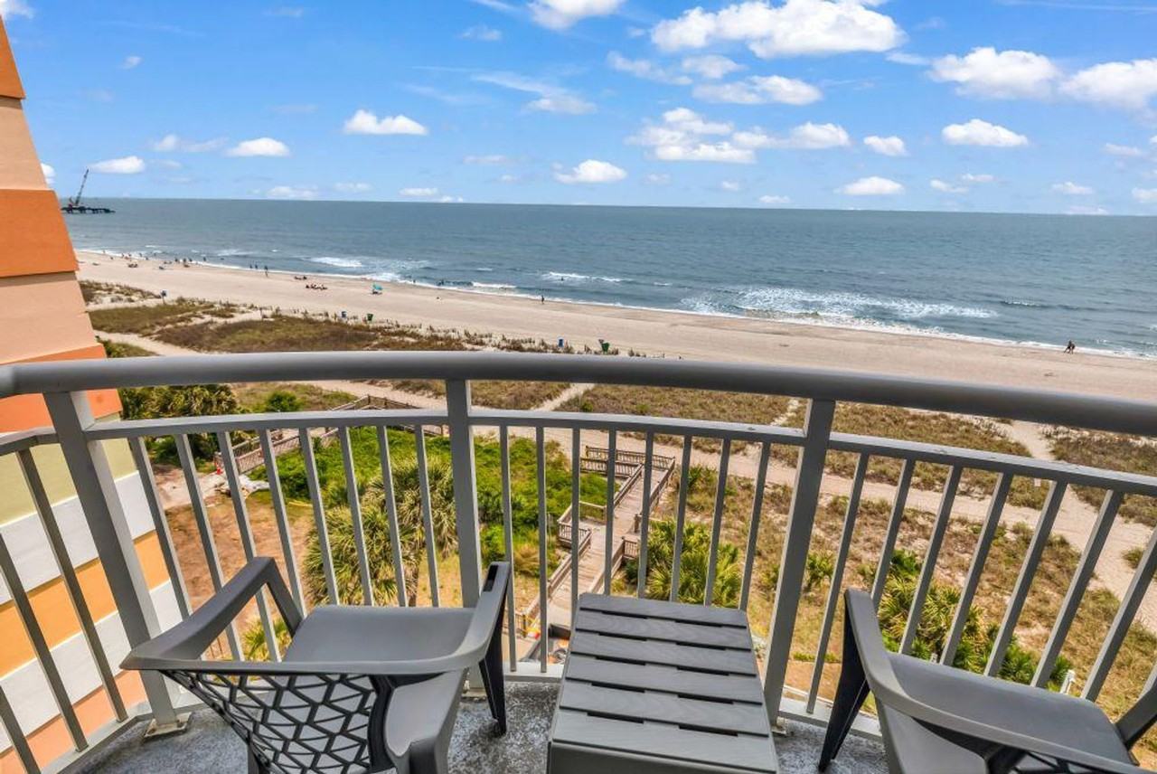 647 N Creekside Dr #1266239P - Photo 7 of 30