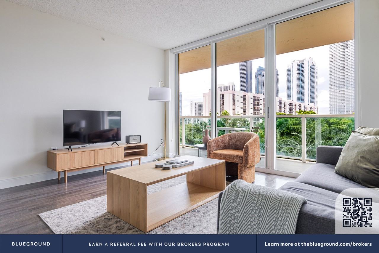 17000 N Bay Rd #167 - Photo 4 of 42