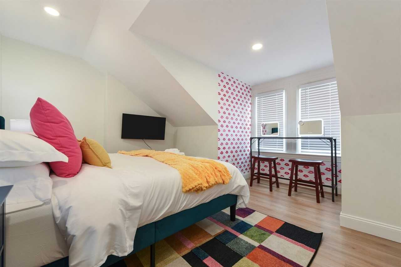 1816 Rhine St #1290667P - Photo 4 of 50