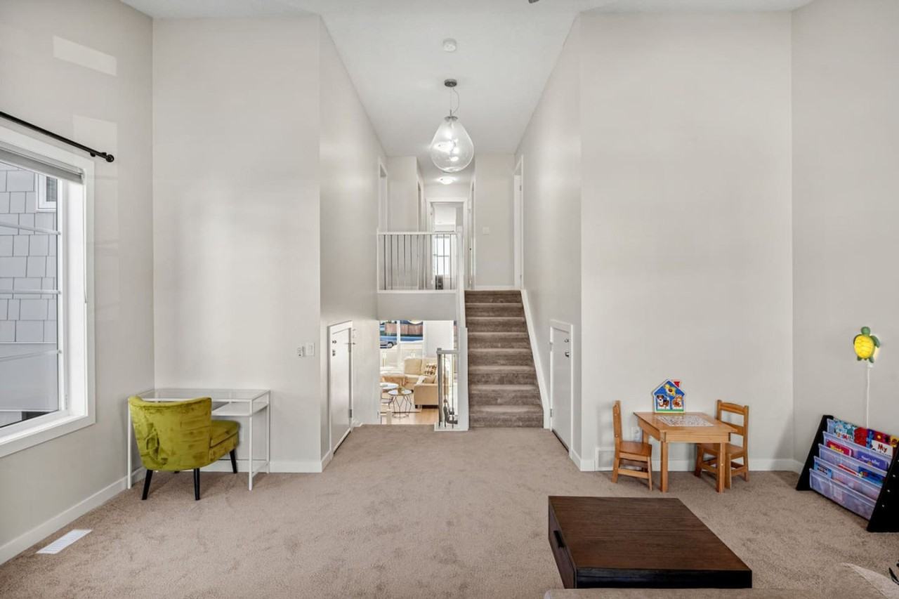 89 Sage Bluff Rise NW #1314502P - Photo 3 of 49