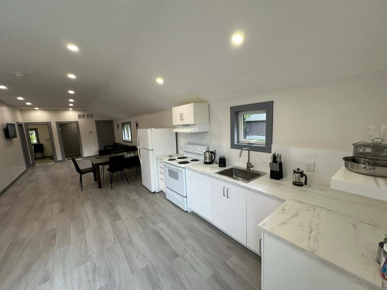 1020 Cumberland Street #1314876P - Photo 6 of 17