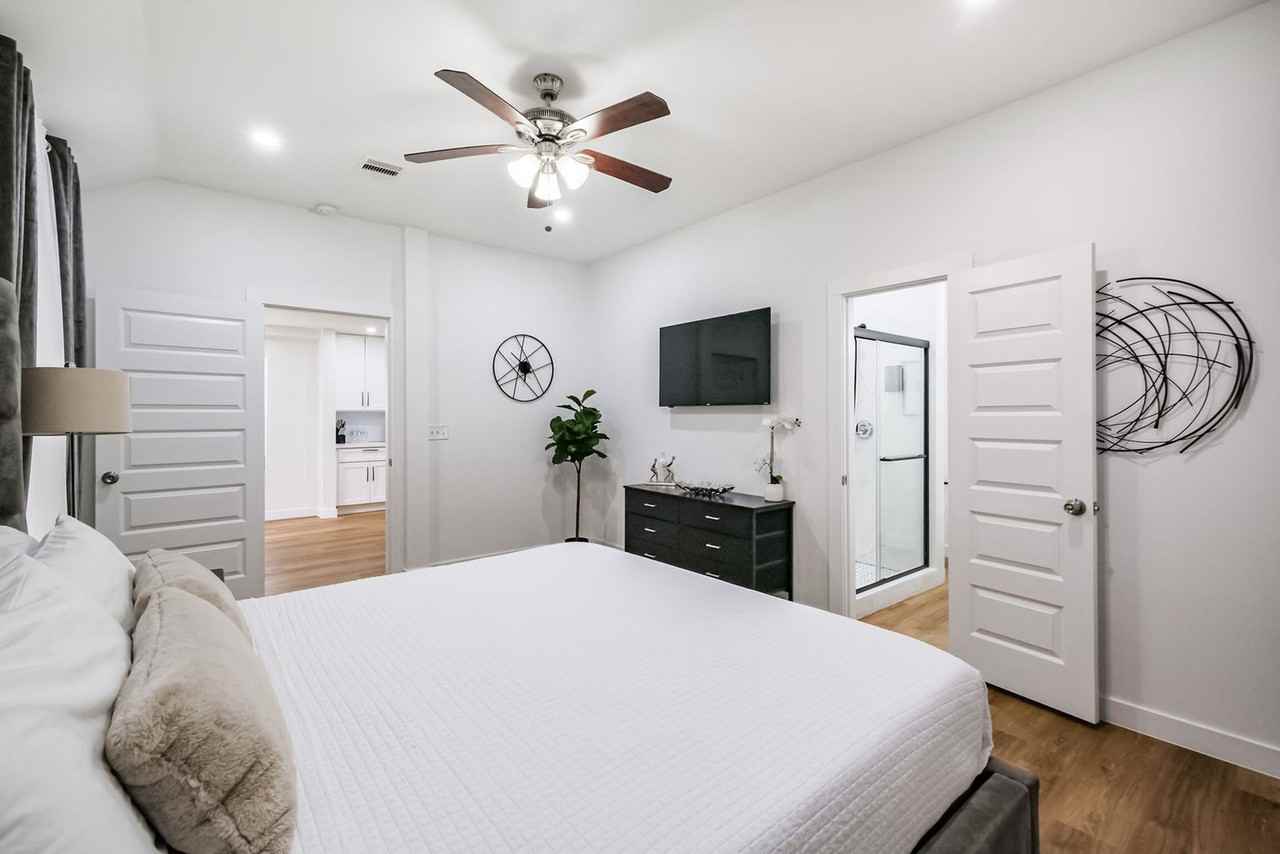 412 Paschall St #1316398P - Photo 2 of 28