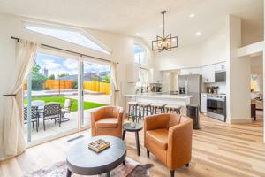 featured image of 1059 Chesterfield Ct