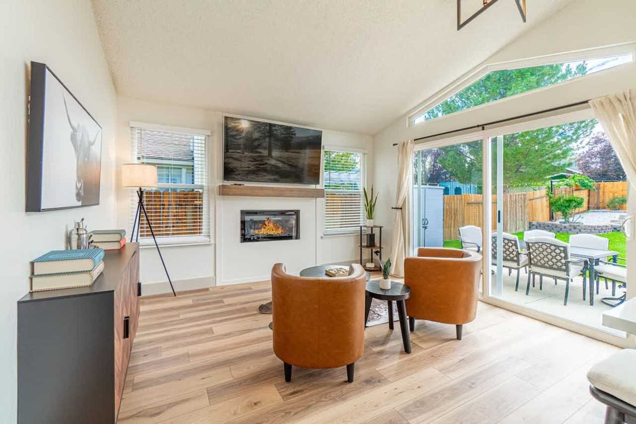 1059 Chesterfield Ct #1317432P - Photo 2 of 39